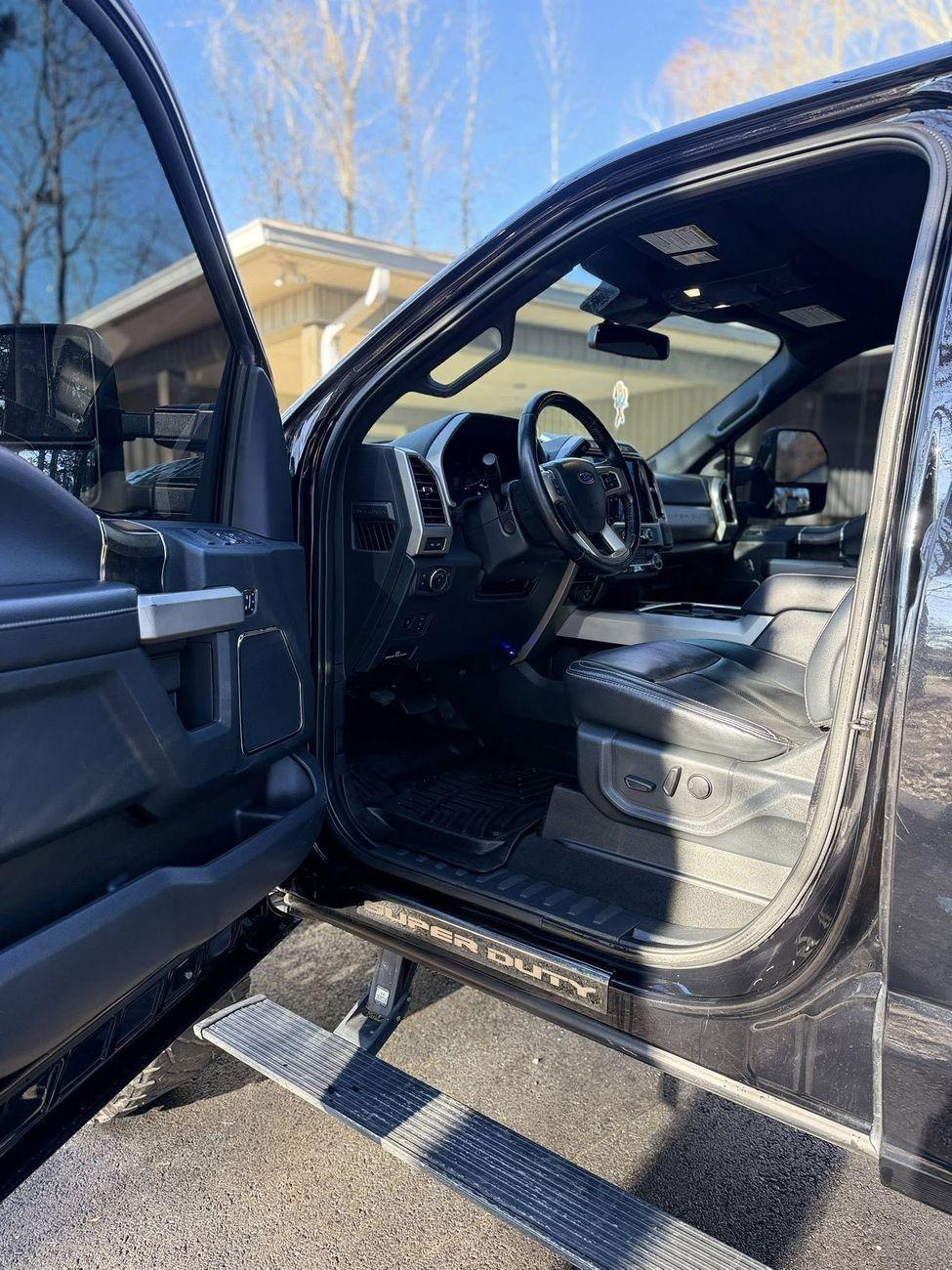 Ford Super Duty interior